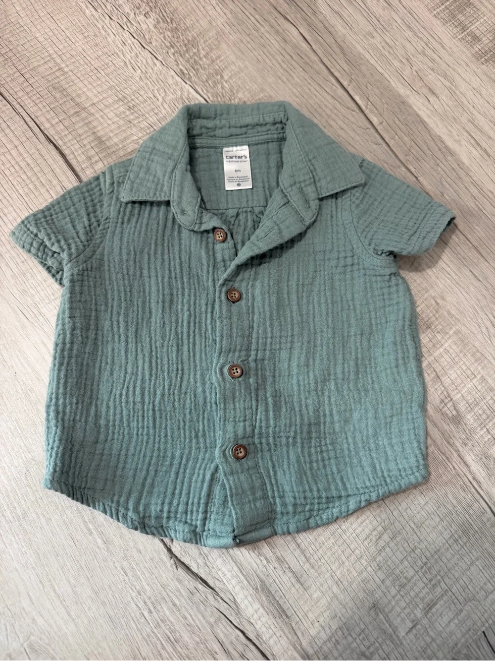 Carter's Short Sleeve Button-Up Shirt in Sage Green Muslin